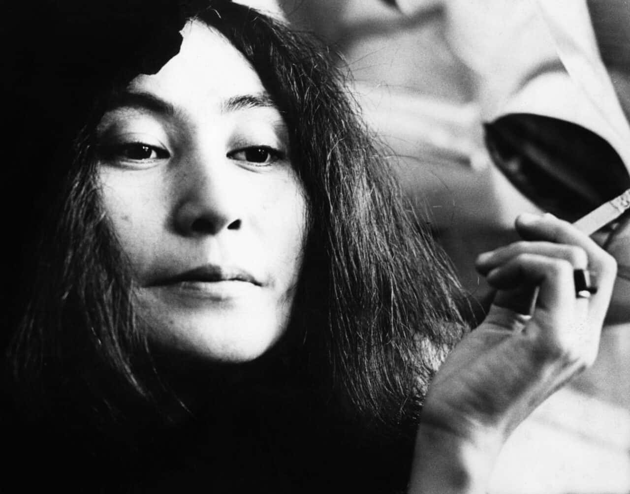 Yoko Ono 1280 X 1004 Wallpaper