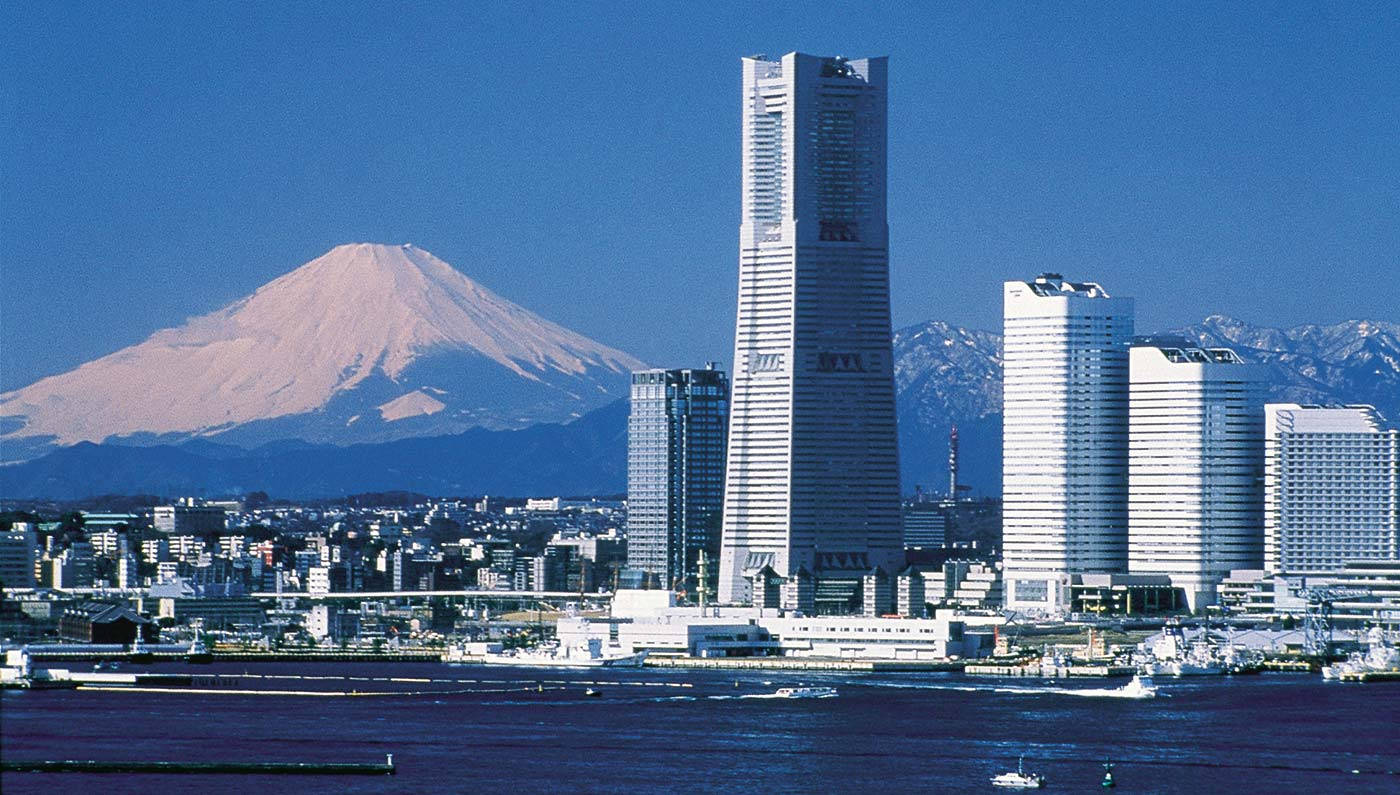 YokohamaStadt und Mt. Fuji