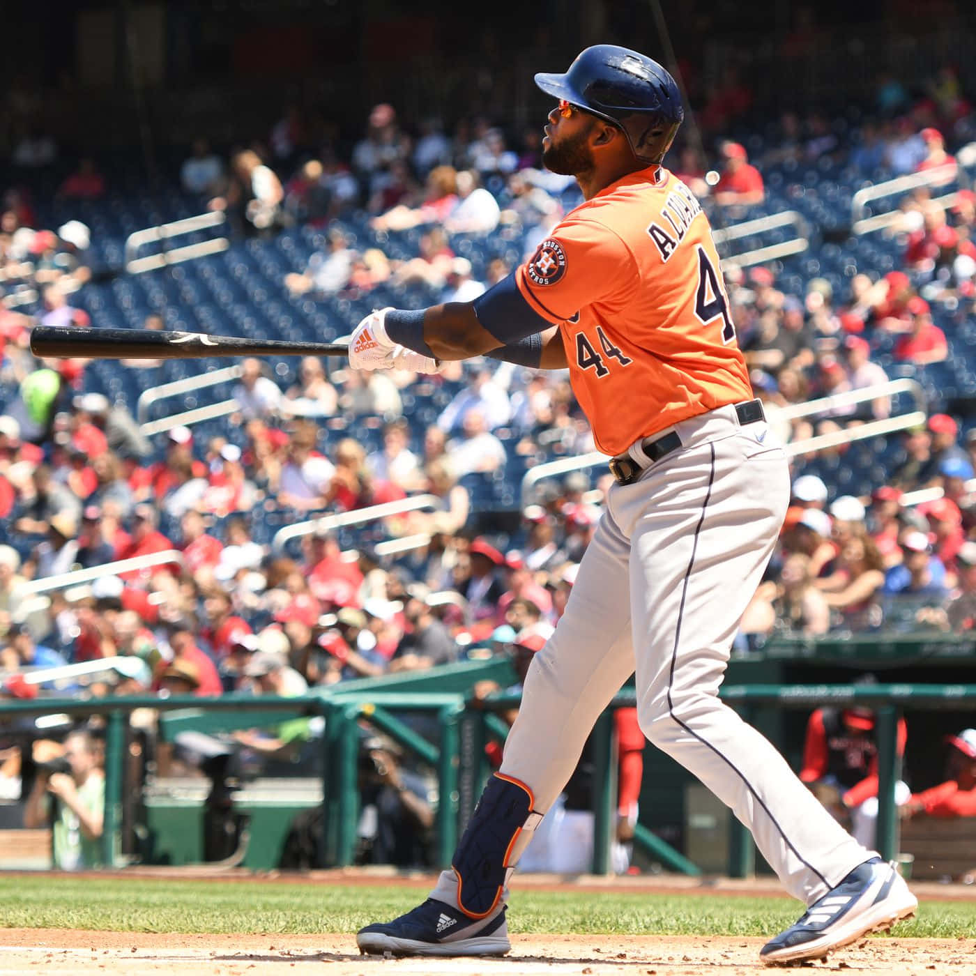 Yordan Alvarez Baseball Swing Follow Through Wallpaper