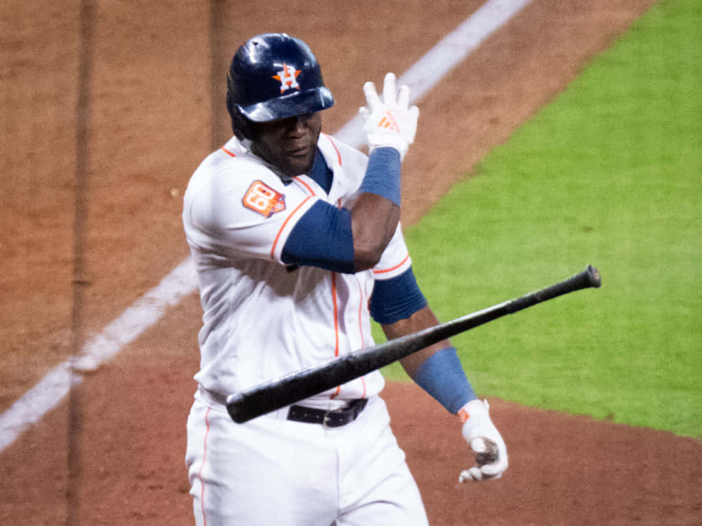 Yordan Alvarez Swinging Houston Astros Wallpaper