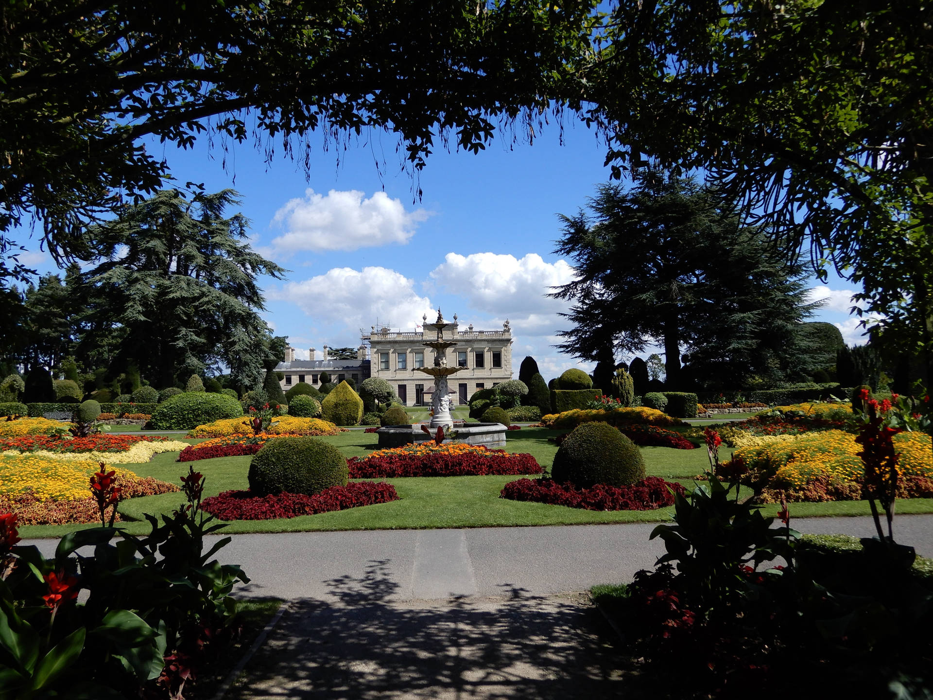 Yorkshire Brodsworth Hall And Gardens Wallpaper