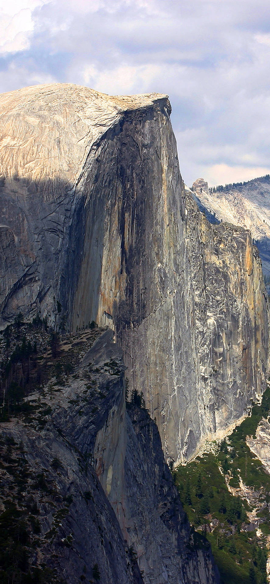 Tag en pause fra det hektiske liv i byen og besøg skønheden i Yosemite. Wallpaper