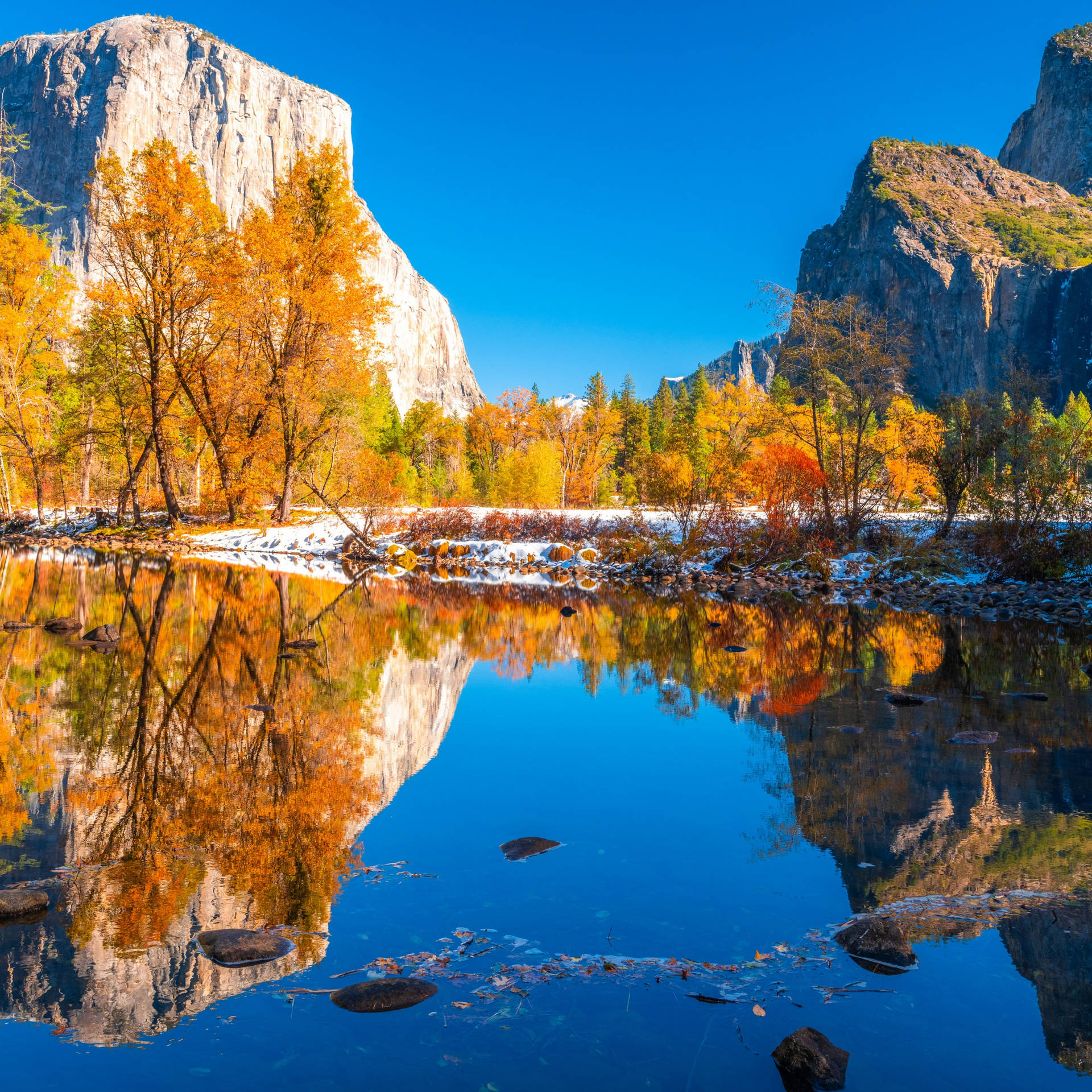 Parquenacional De Yosemite Aguas Tranquilas. Fondo de pantalla
