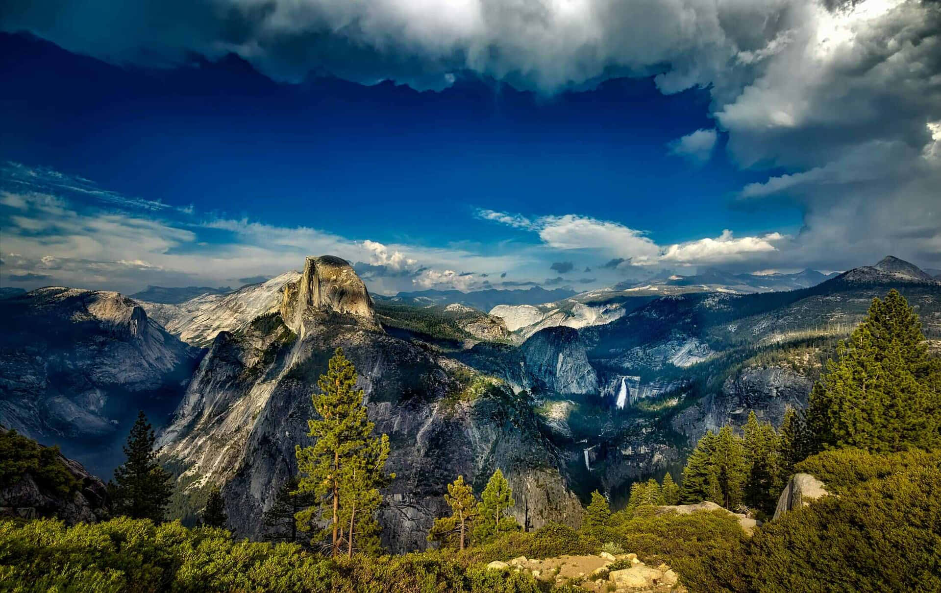 Yosemite_ Valley_ Viewpoint_ Scenery Wallpaper