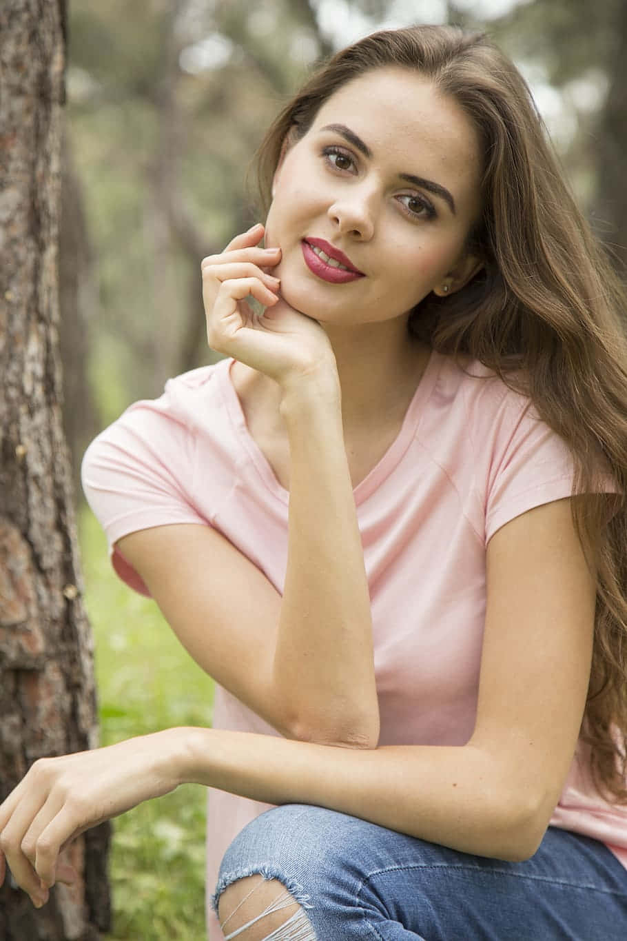 Young Female Model Pink Shirt Wallpaper