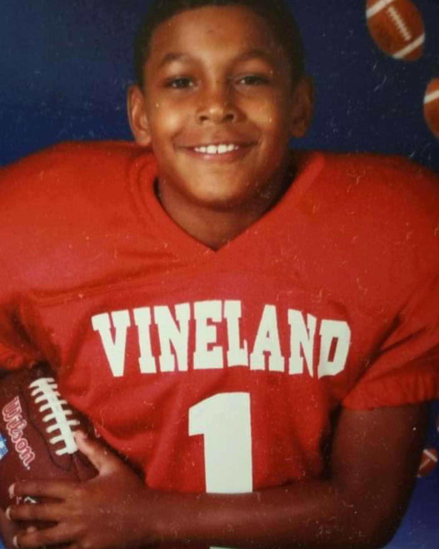 Young Football Player Vineland Number One Wallpaper