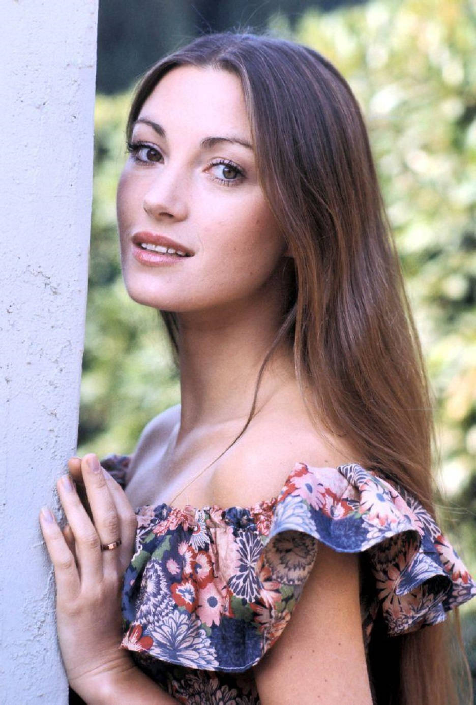 Young Jane Seymour Background