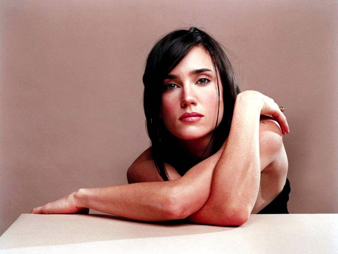 Young Jennifer Connelly Wallpaper