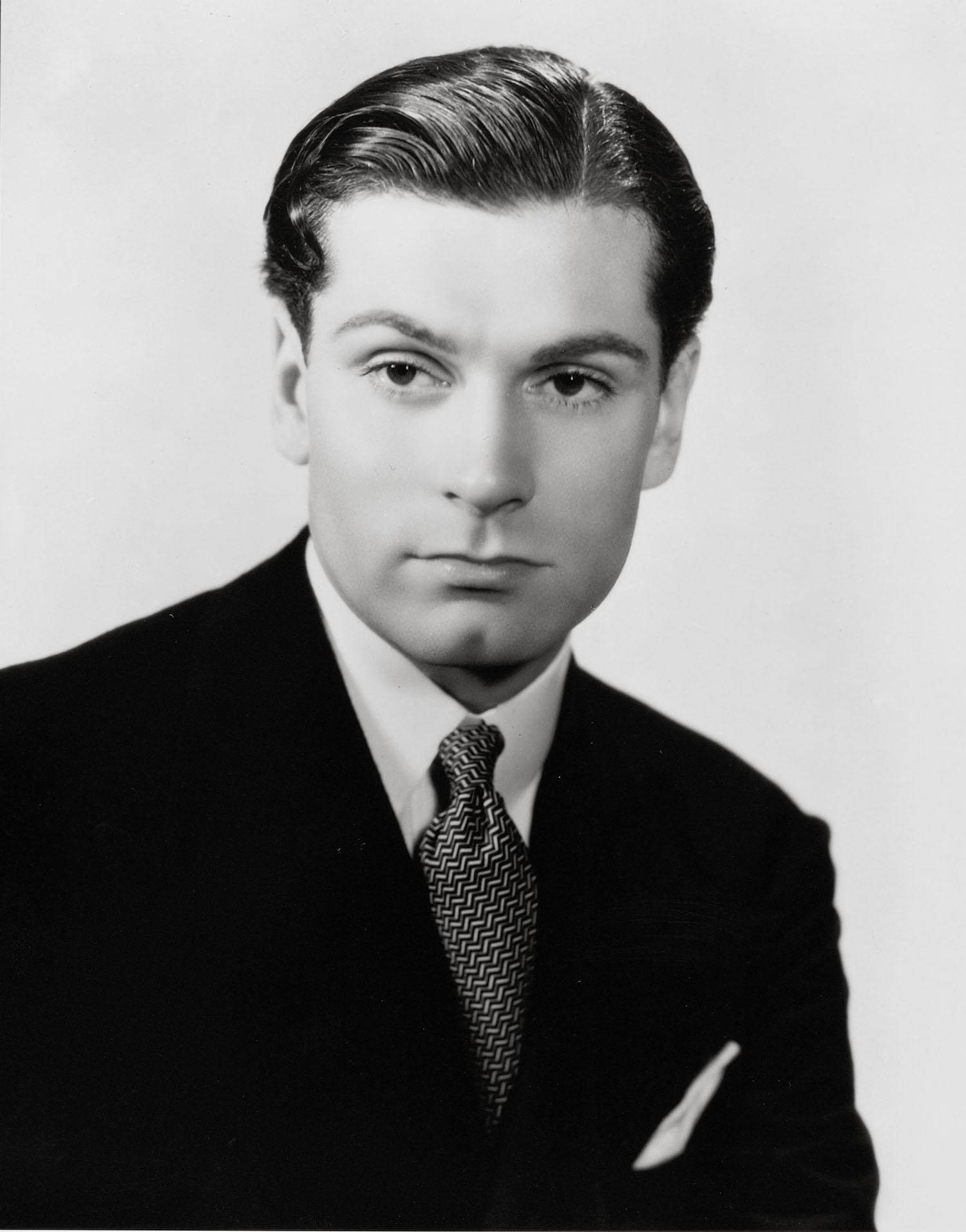 Young Laurence Olivier Wallpaper