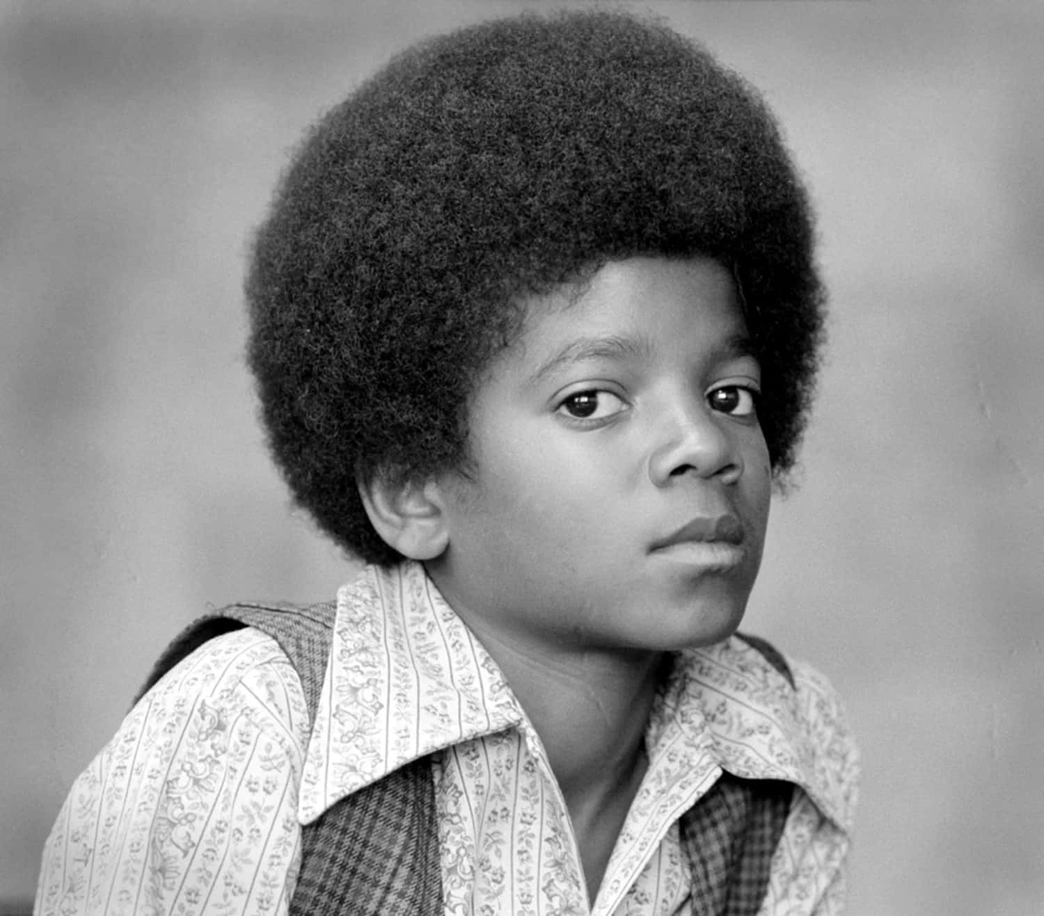 Young Michael Jackson performing live