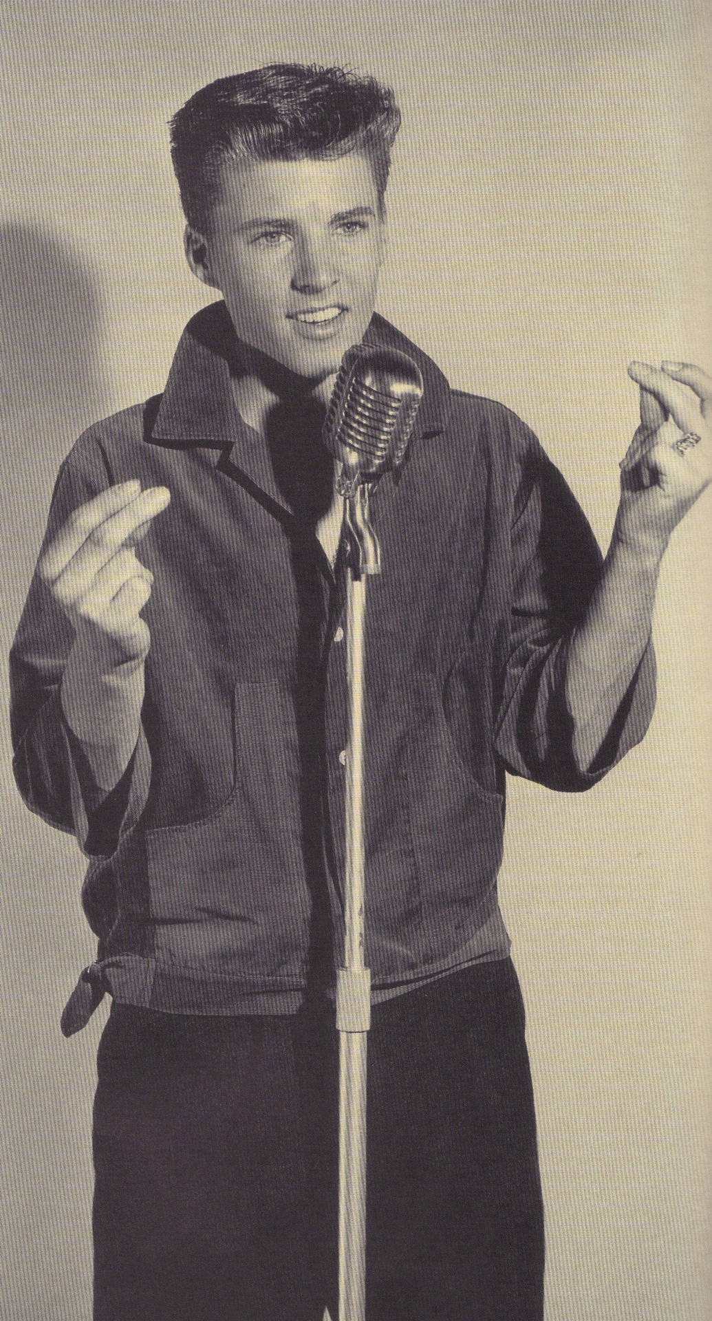 Retratoda Jovem Rick Nelson Cantando. Papel de Parede