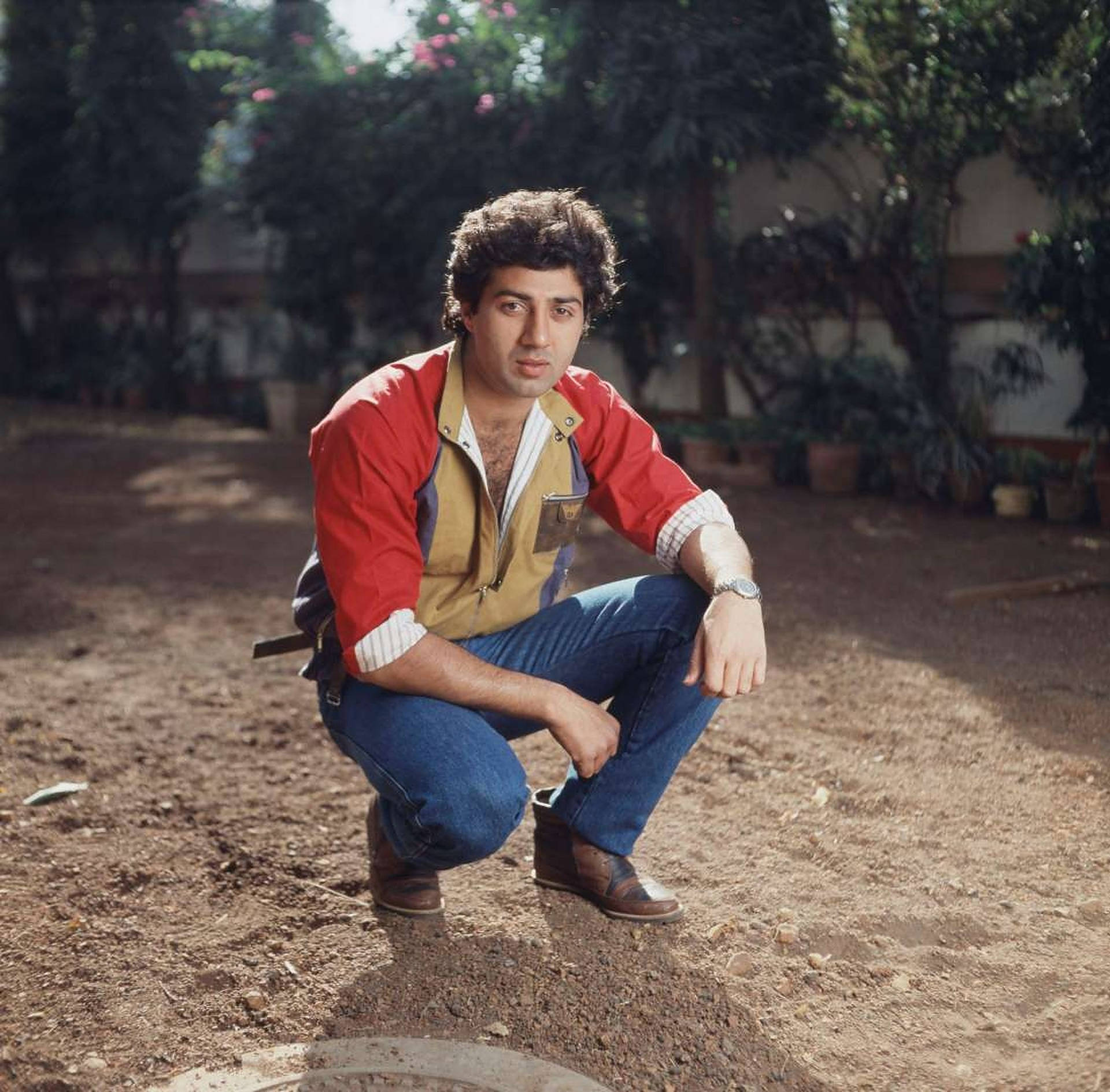Young Sunny Deol Wallpaper