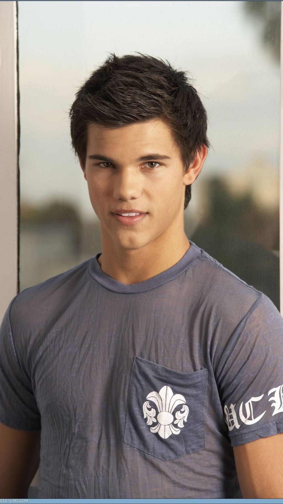 Ungtalangfull Skådespelare Taylor Lautner. Wallpaper