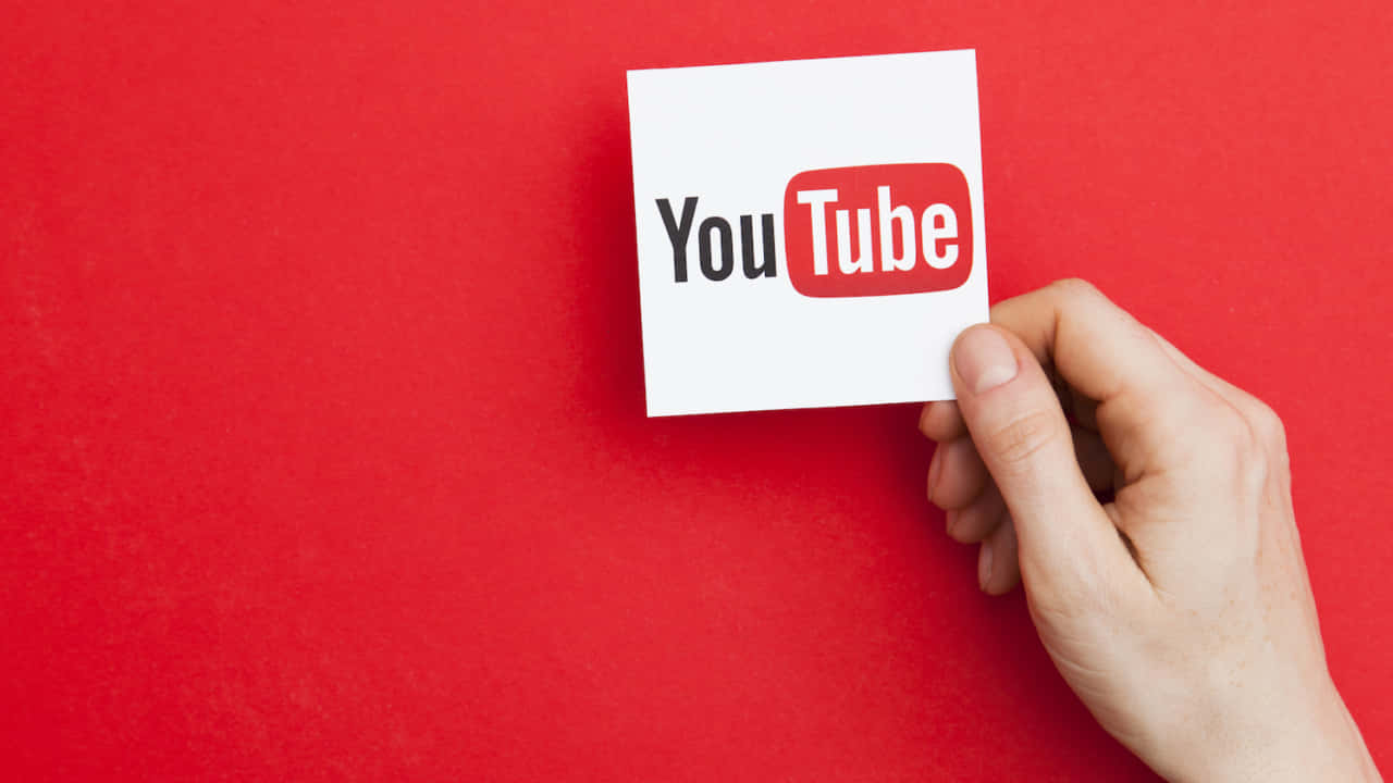 Logo fra YouTube på en rød baggrund