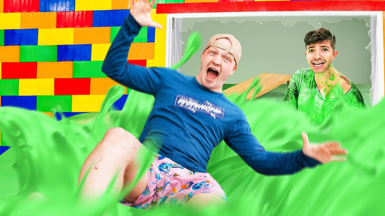 YouTuber Unspeakable i grøn slim tapet Wallpaper