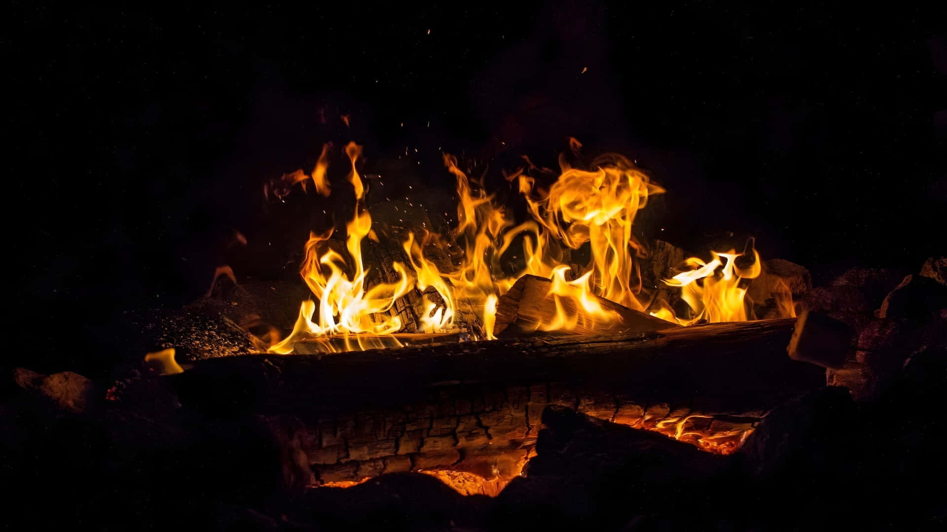 Yule Log Fire Tradition Wallpaper