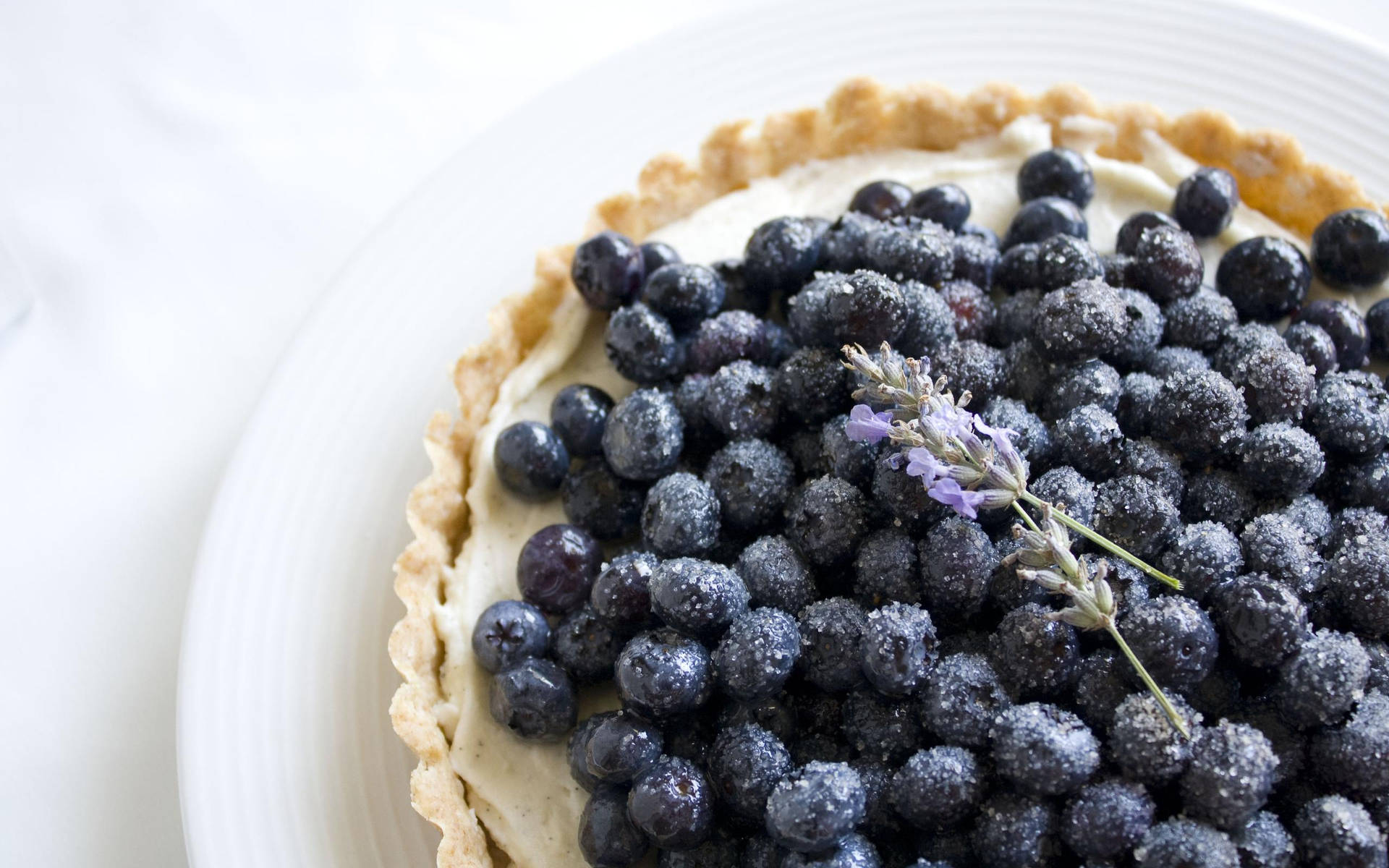 Yummy Blueberries On A Pie Wallpaper