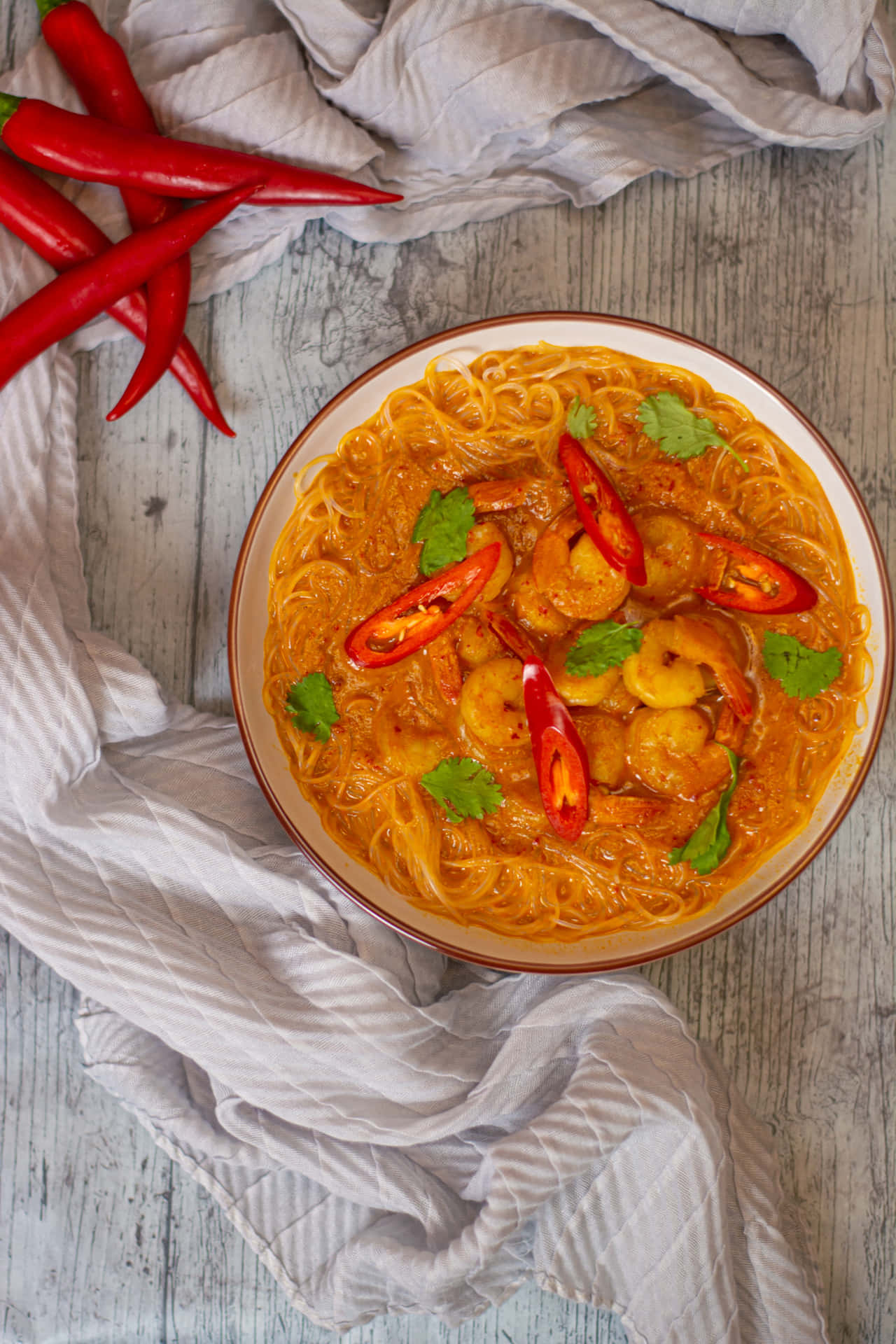 Yummy Curry Laksa Made With Vermicelli Wallpaper