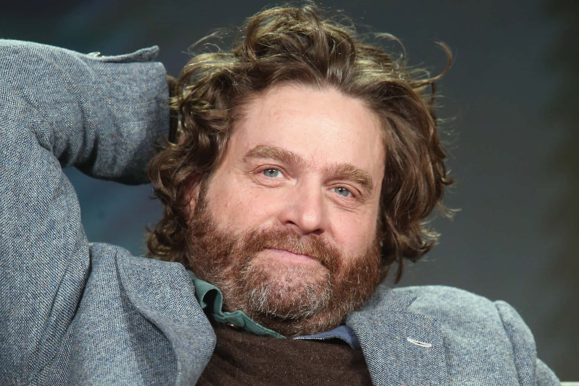 American actor Zach Galifianakis smiles Wallpaper