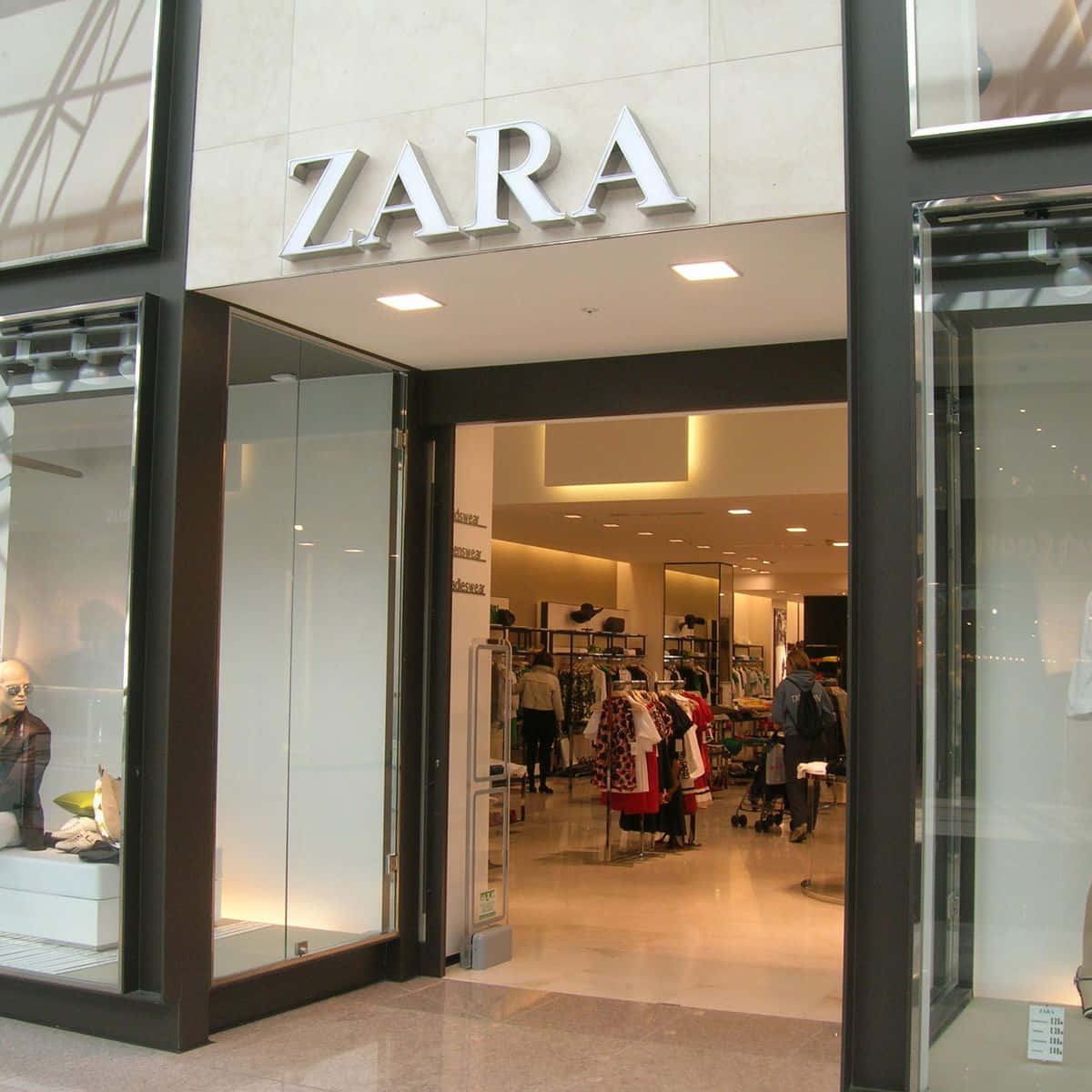 Sestilfull Och Professionell Med Zaras Arbetskläderkollektion