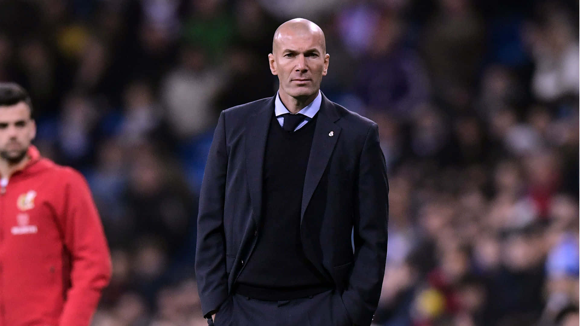 Fotografíade Zinedine Zidane Como Entrenador De Fútbol. Fondo de pantalla