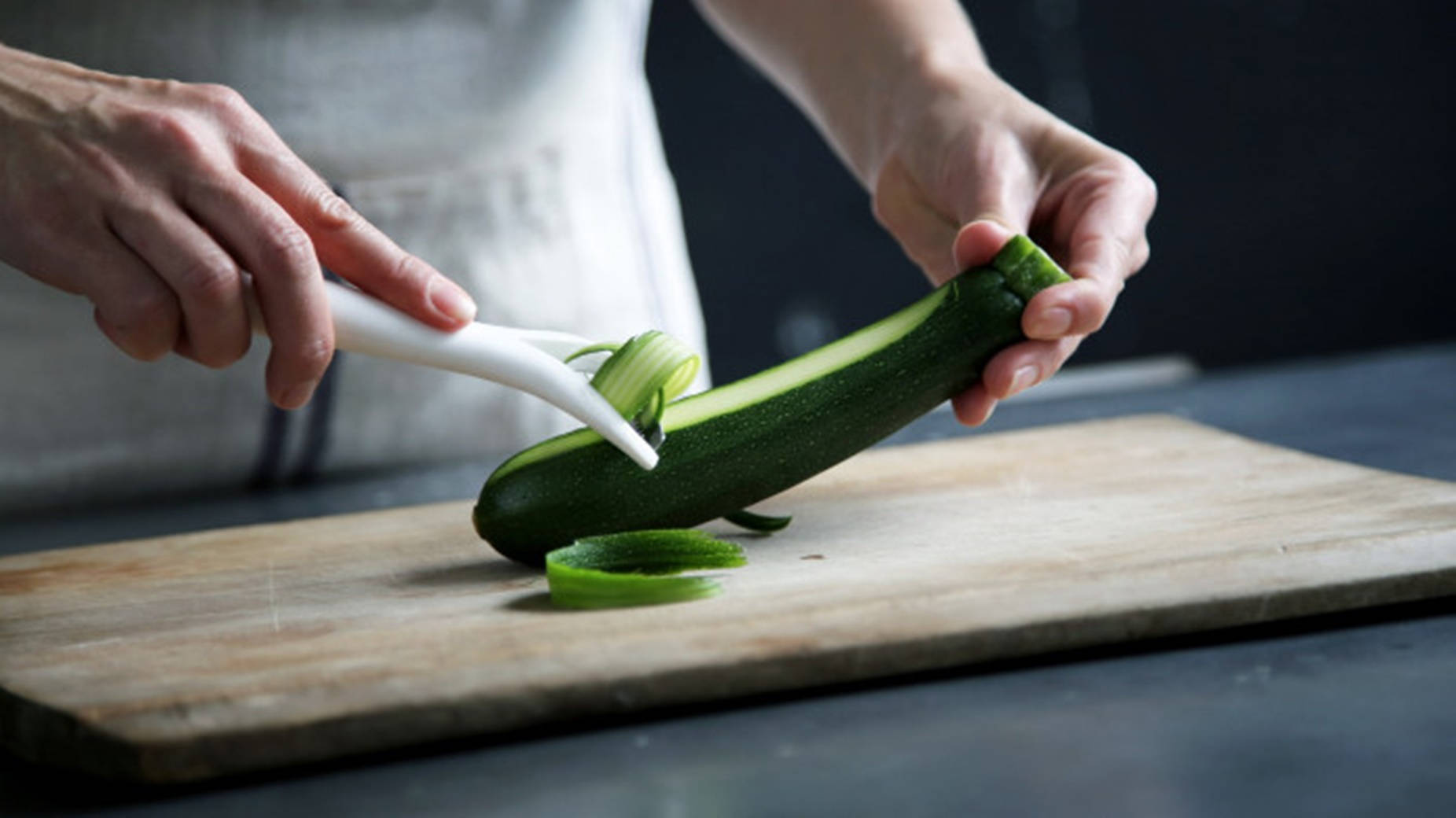 Zucchini Peeled By A Chef Wallpaper