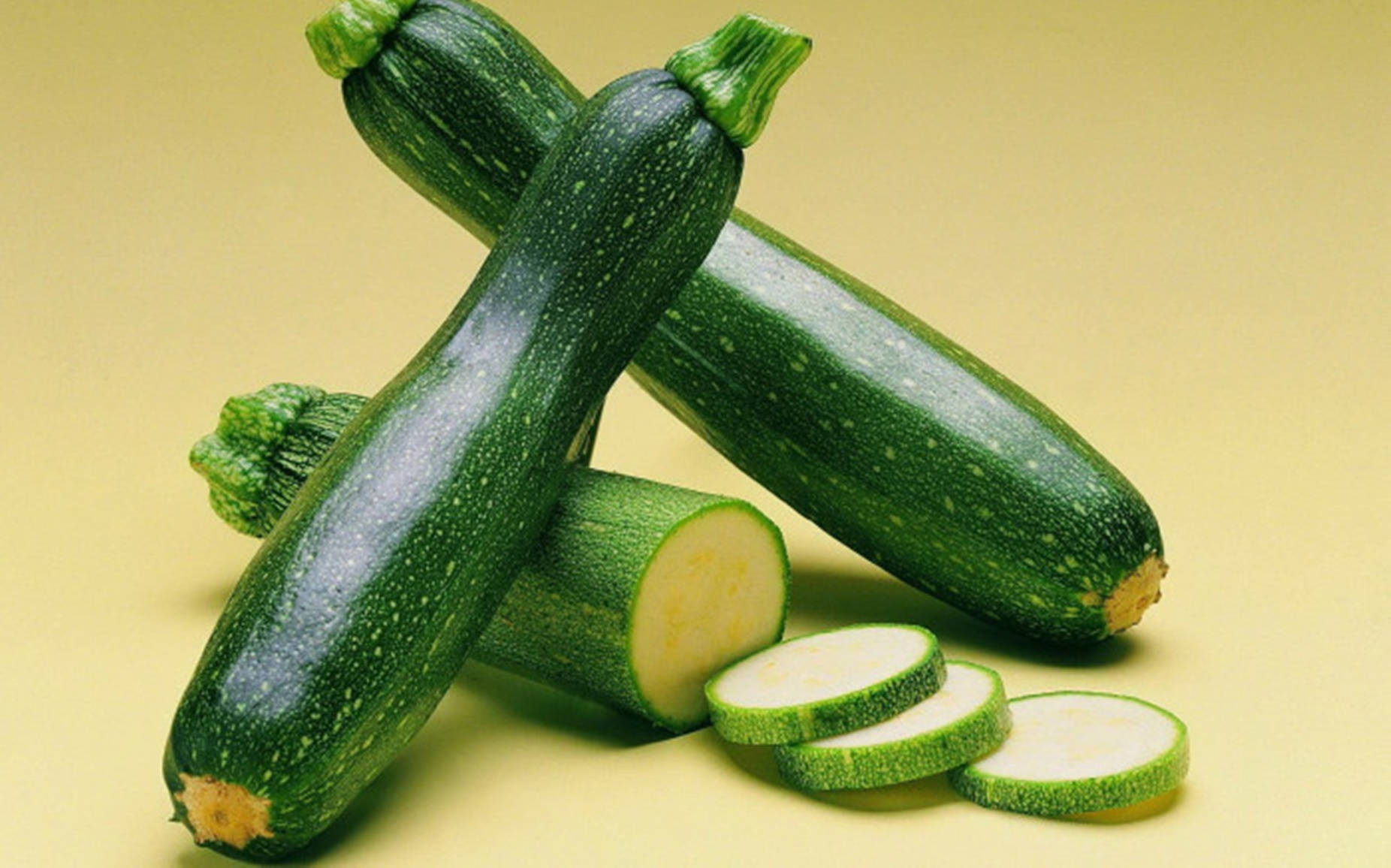 Zucchini Summer Squash Vegetable Wallpaper