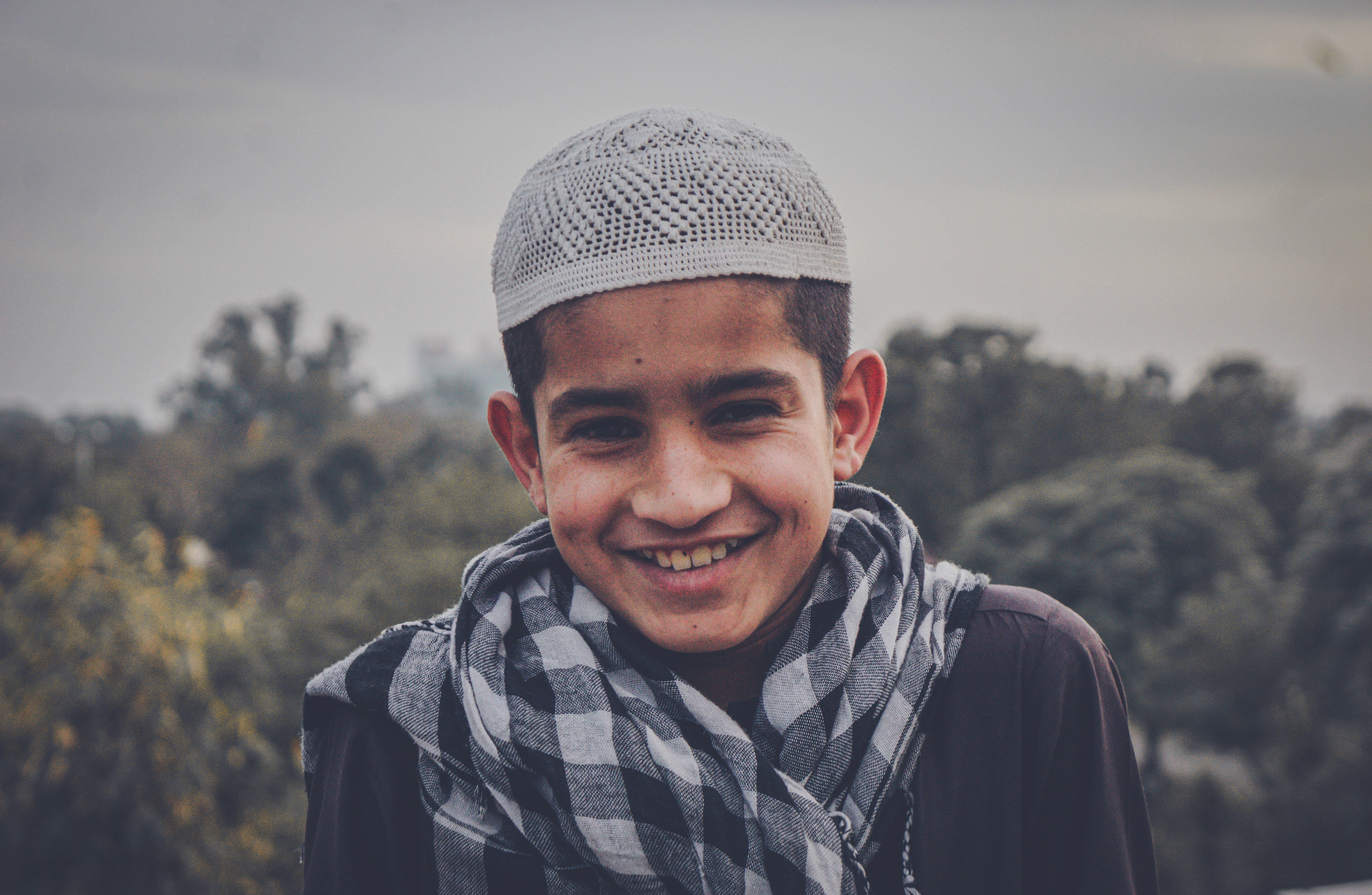 Download Cute Muslim Boy Wallpaper 