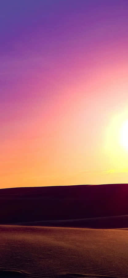 Cielo Gradiente al Tramonto nel Deserto