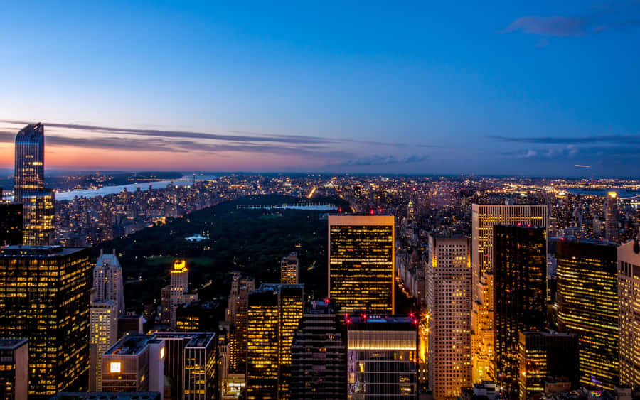 UdsigtOver Central Park - Bedste New York Baggrund.