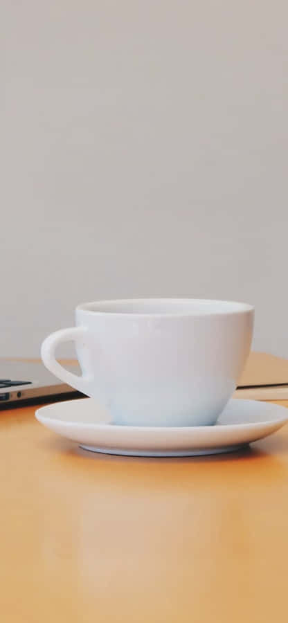 iPhoneX Schreibtisch-Hintergrund: Weiße Kaffeetasse