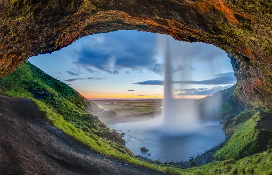 Arch Framing A Scenery
