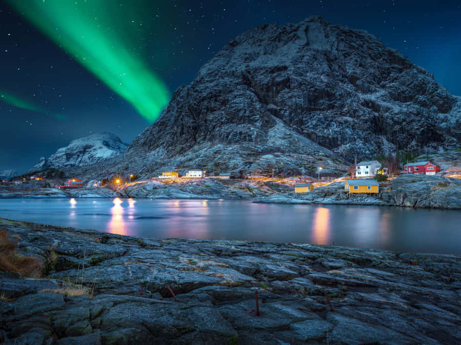Cielostellato con Aurora Boreale