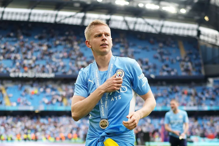 Oleksandr Zinchenko Chest