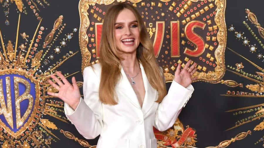 Olivia Dejonge na Premiere do Filme Elvis