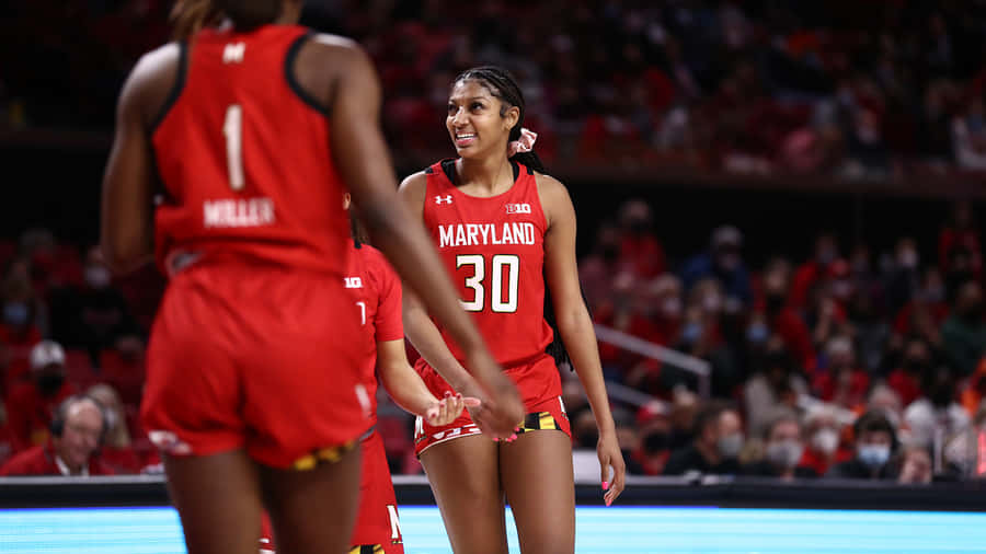 Angel Reese Jogadora de Basquete de Maryland