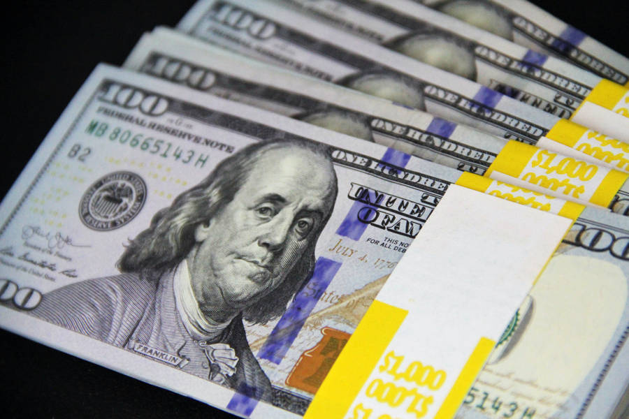 GeldHintergrund Hundert-Dollar-Scheine Benjamin Franklin