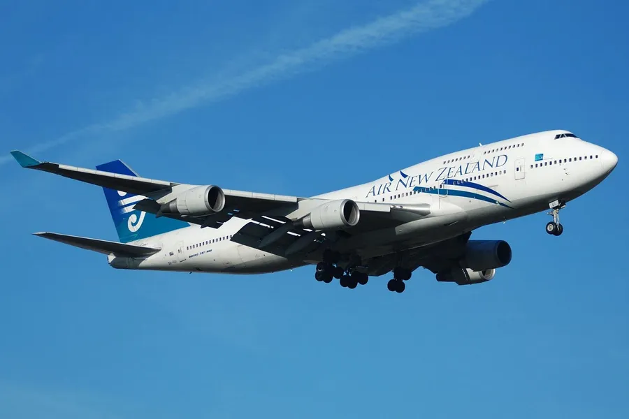 747 Airplane