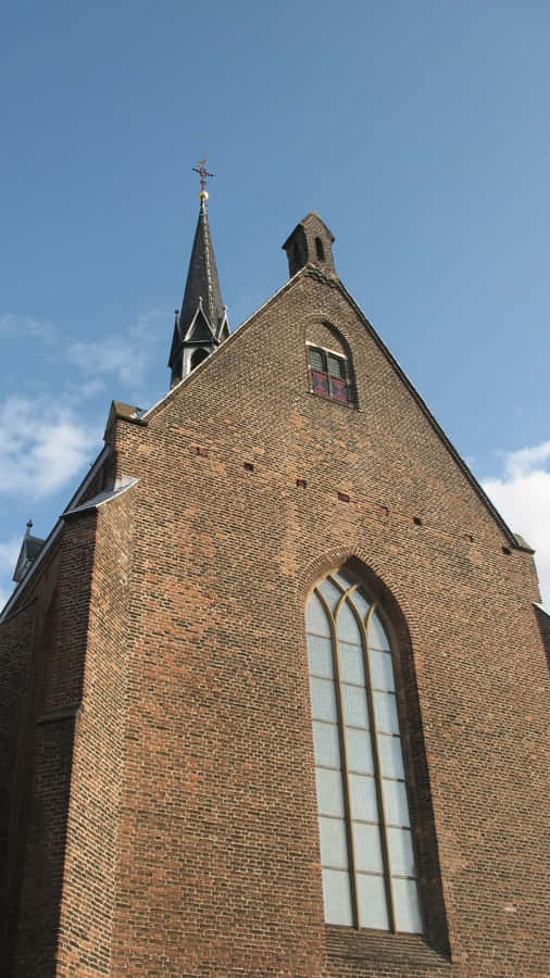 Nijmegen Kirche Turm und Himmel