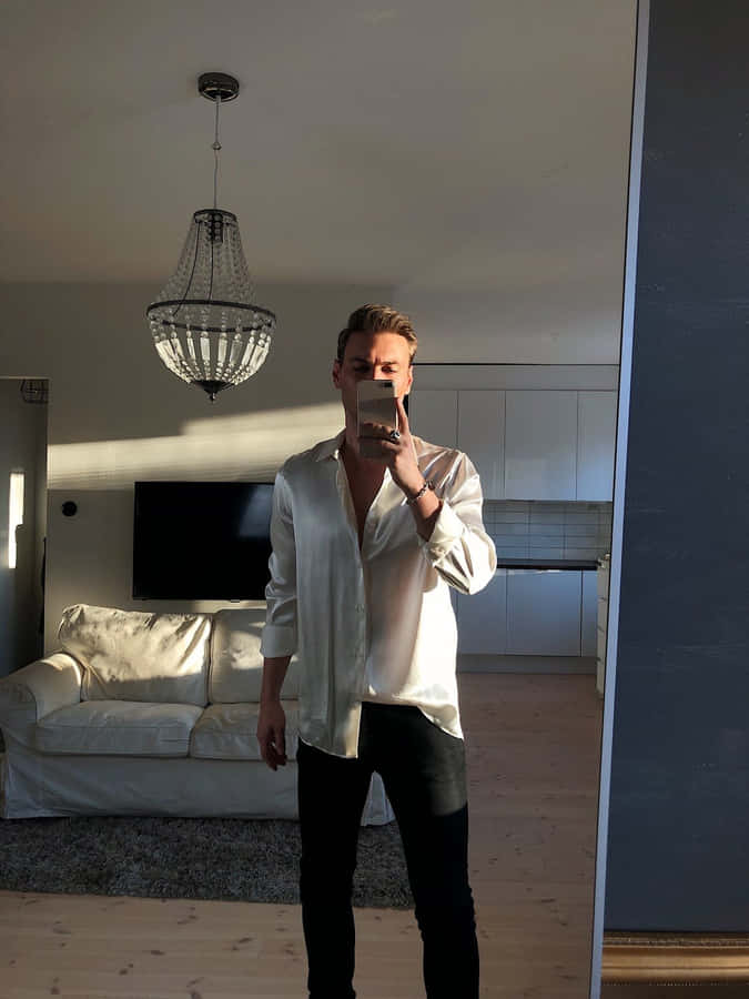 Lang Spejl Selfie Mand Billede Tapet