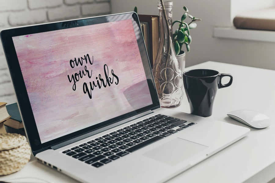 Inspirierendes Laptop-Setup Arbeitsästhetik