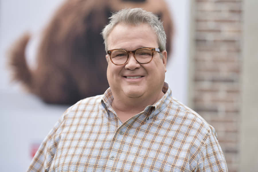 EricStonestreet è un attore americano noto per il suo ruolo nella serie TV "Modern Family". È nato il 9 settembre 1971 a Kansas City, Missouri. Ha vinto numerosi premi, tra cui due Premi Emmy per il miglior attore non protagonista in una serie comica.