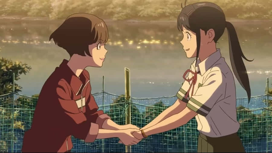 Personagens de Suzume No Tojimari Apertando as Mãos