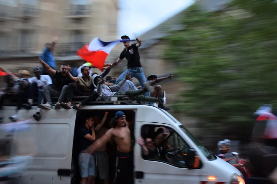 World Cup van parade wallpaper.