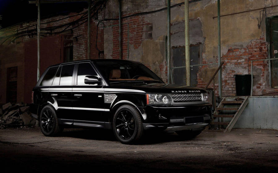4kRange Rover Vecchio Edificio