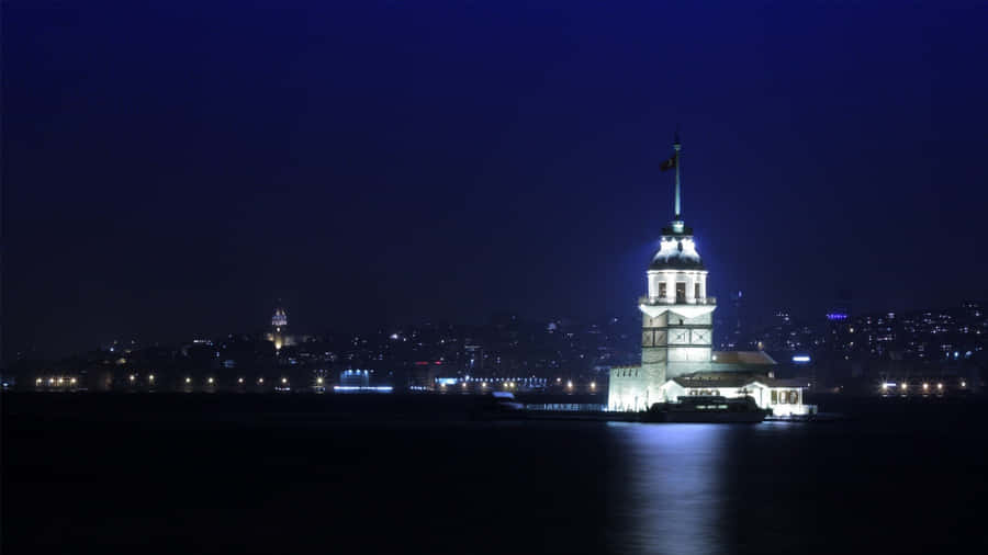 Jungfrauenturm Istanbul Nachtansicht