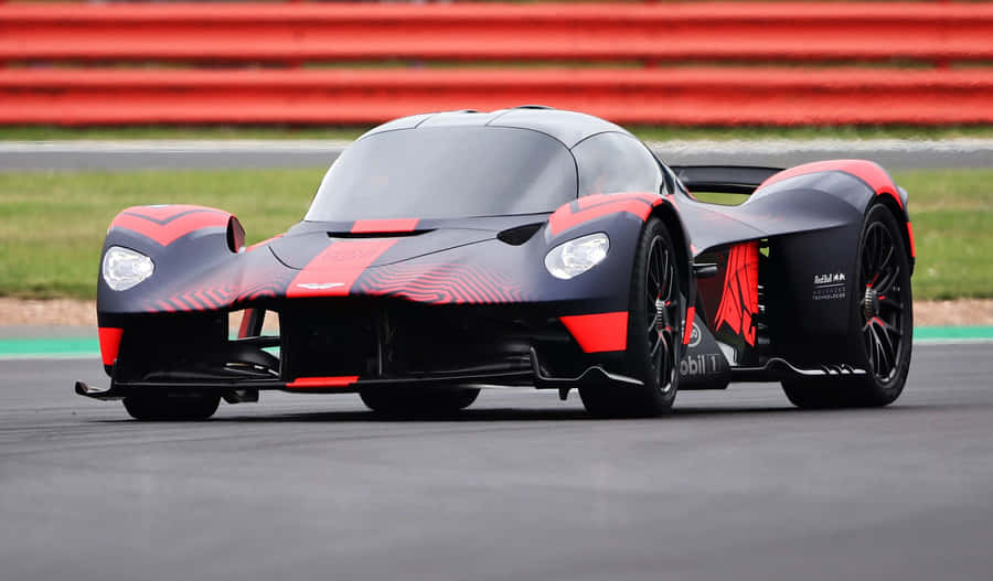 AstonMartin Valkyrie 1920 x 1125 bakgrundsbild