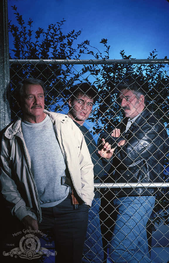Illeggendario attore cinematografico Richard Crenna si mostra in una coinvolgente foto in bianco e nero.