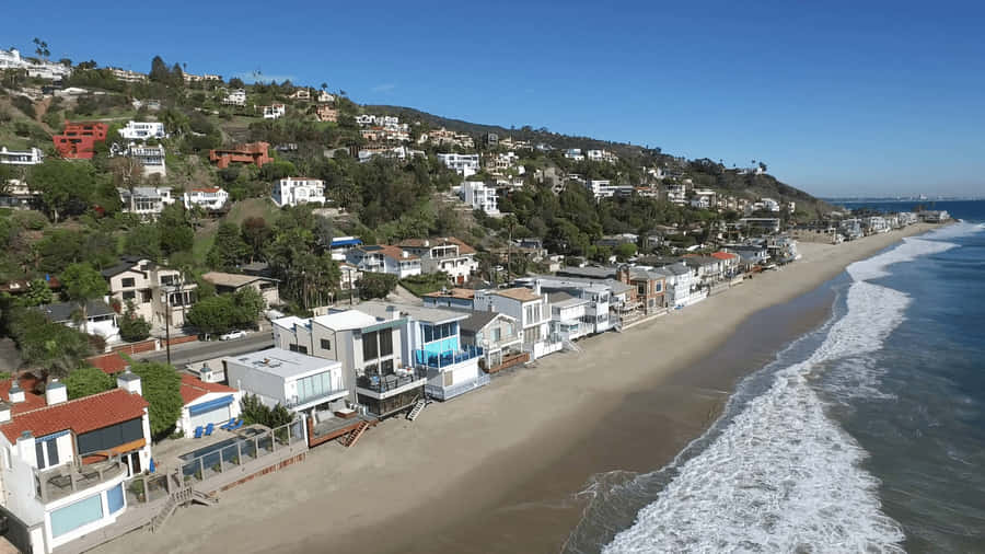 1080pHintergrundbild "Stadtstrand Malibu"