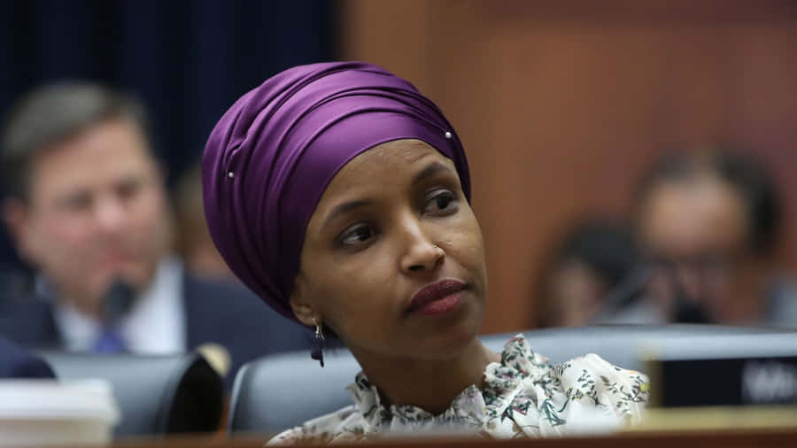 IlhanOmar i en kongreshøring.